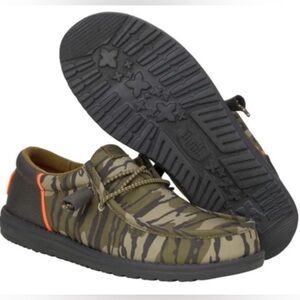 Hey Dude Men Wally Funk Mossy Oak Shoes